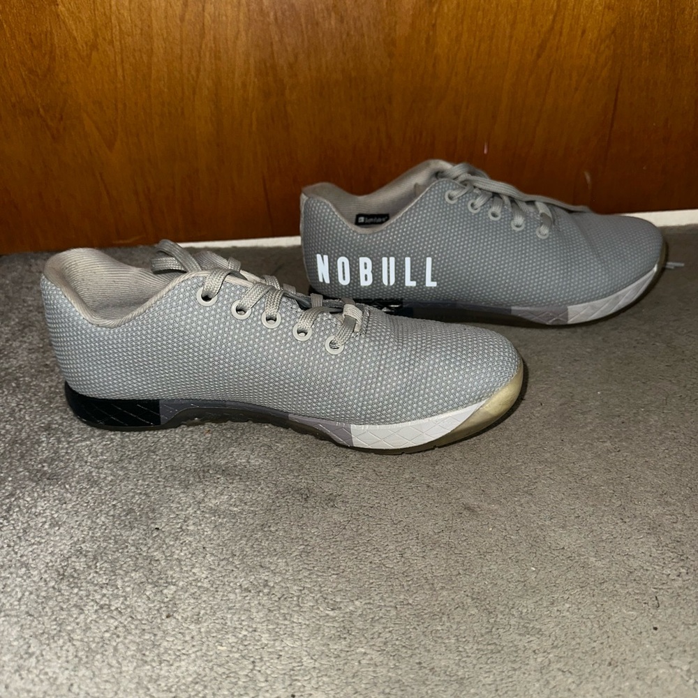 NOBULL Women's Outwork Gray and Black Sneaker